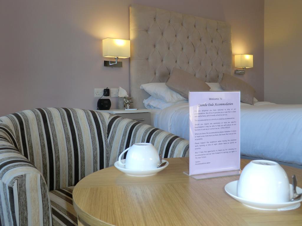 Lulsgate Bottom Coombe Dale Accommodation חדר תמונה