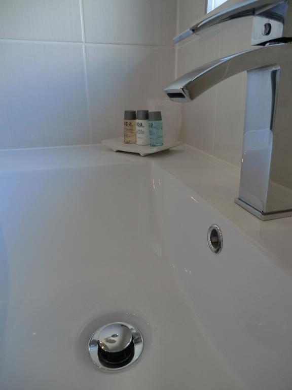 Lulsgate Bottom Coombe Dale Accommodation חדר תמונה